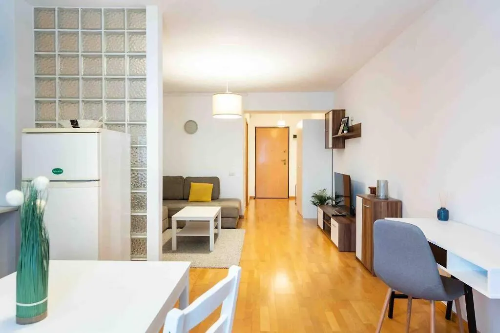 Perfect Studio With View And Undergound Parking Bukurešť Apartmán
